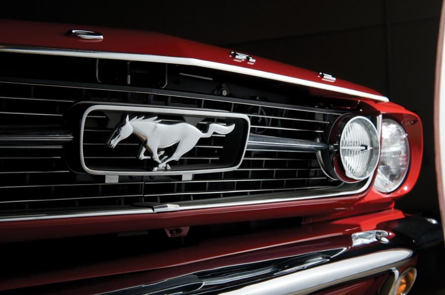  Ford Mustang GT K-Code Fastback 1966 года  (фото 2 из 6)
